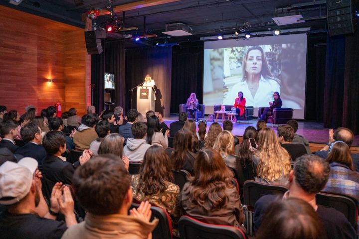 Lanzamiento Libro "Las Damas de Hierro" — fotografía 59