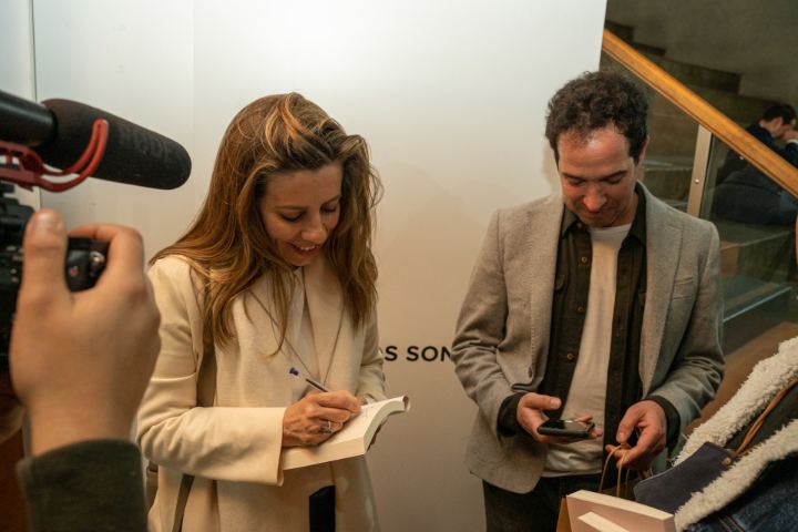 Lanzamiento Libro "Las Damas de Hierro" — fotografía 177